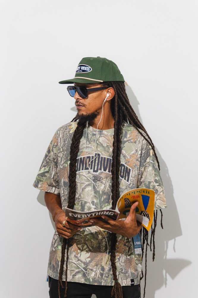 Mondi Division camouflage tee worn with a LAMA cap